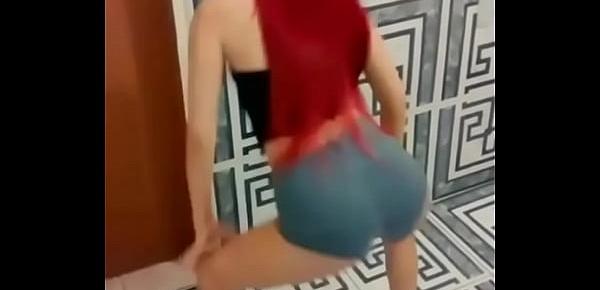  Brazilian twerk girl